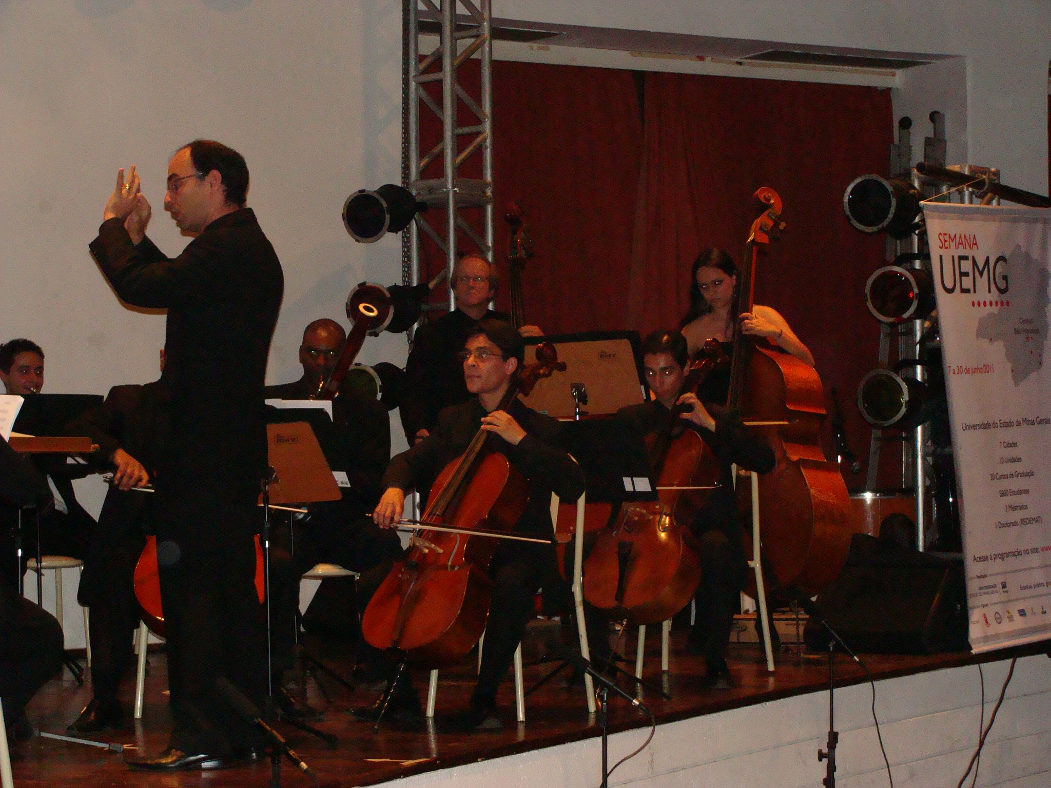 Orquiestra Sinfônica da Escola de Música da UEMG-5
